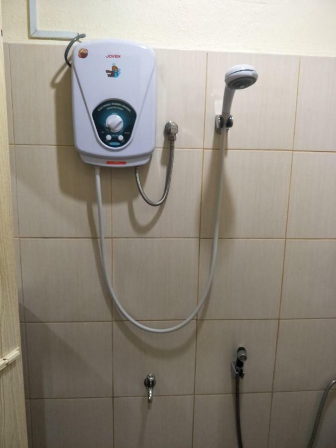 奥罗拉和平汽车旅馆 珍南海滩 外观 照片